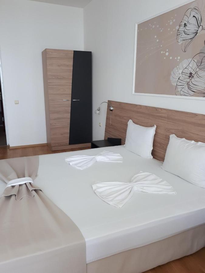 Silver Beach Byala - Първа Линия, Морска Панорама С Два Басейна Eksteriør billede
